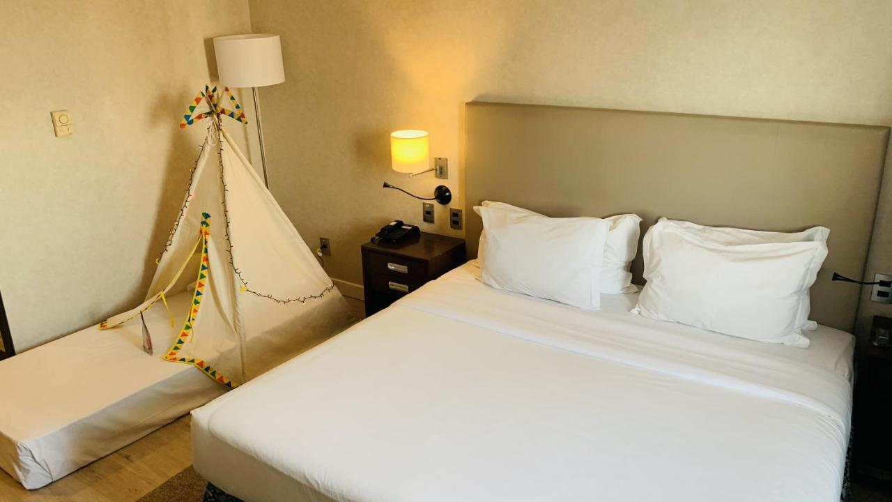 Radisson Alphaville Barueri Exterior foto A room at the hotel