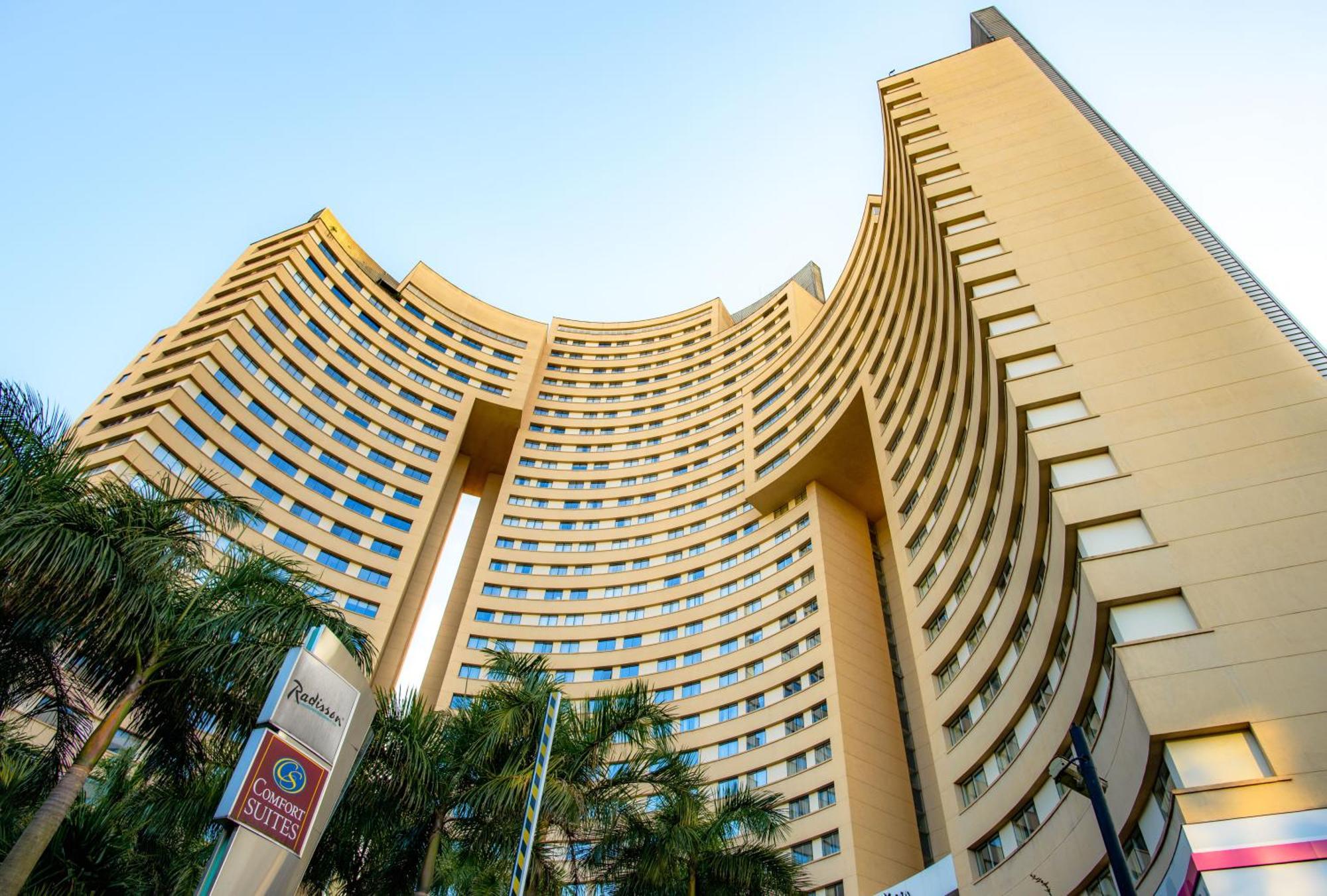 Radisson Alphaville Barueri Exterior foto The hotel in 2012