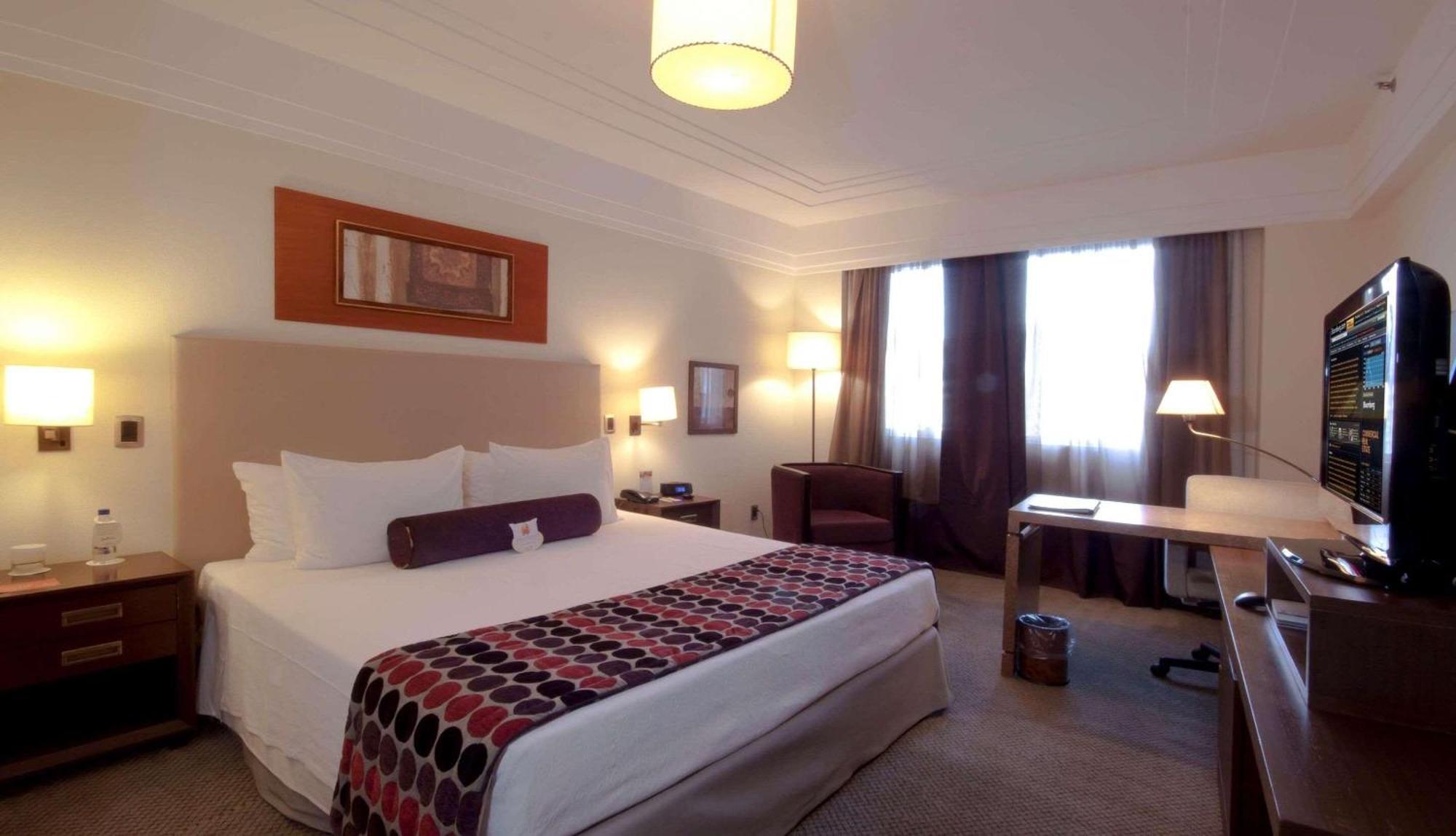 Radisson Alphaville Barueri Exterior foto A room at the hotel